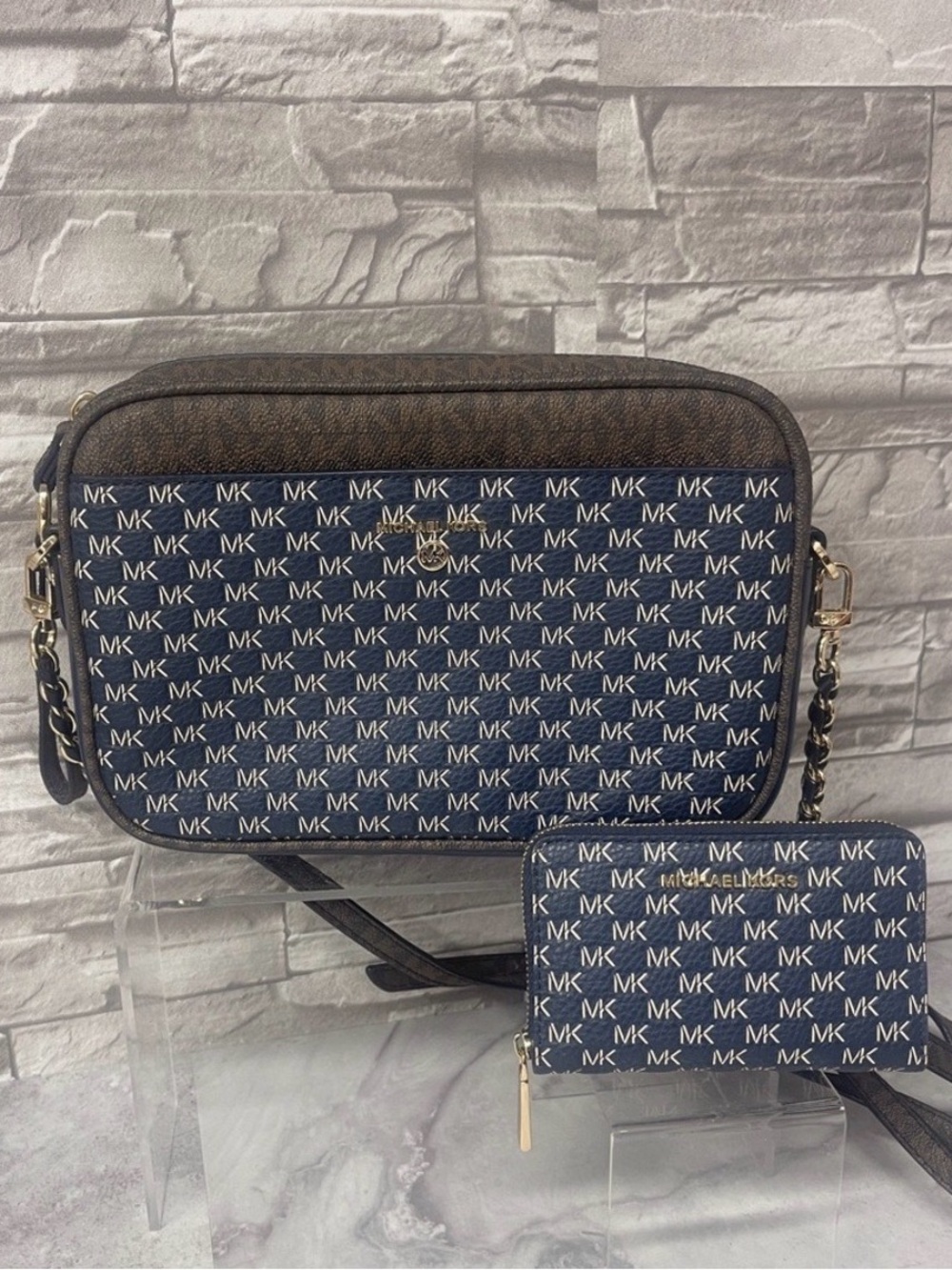 Michael Kors Charm Camera Crossbody & Matching Wallet Set Navy/Brown Logo